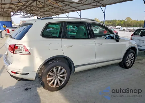 2011 Volkswagen Touareg V6 z USA, uszkodzony, nr VIN WVGFF9BP0BD004905